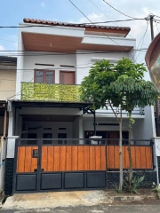 Rumah Baru Siap Huni Dalam Komplek 